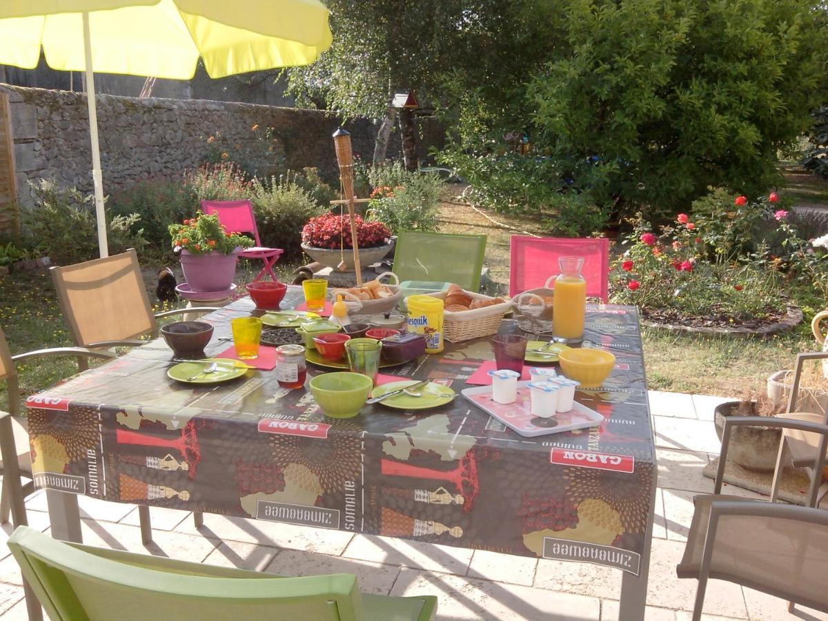 Les Hirondelles Bed & Breakfast Onzain Dış mekan fotoğraf