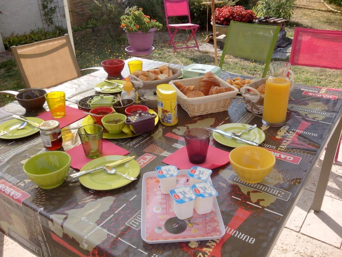 Les Hirondelles Bed & Breakfast Onzain Dış mekan fotoğraf