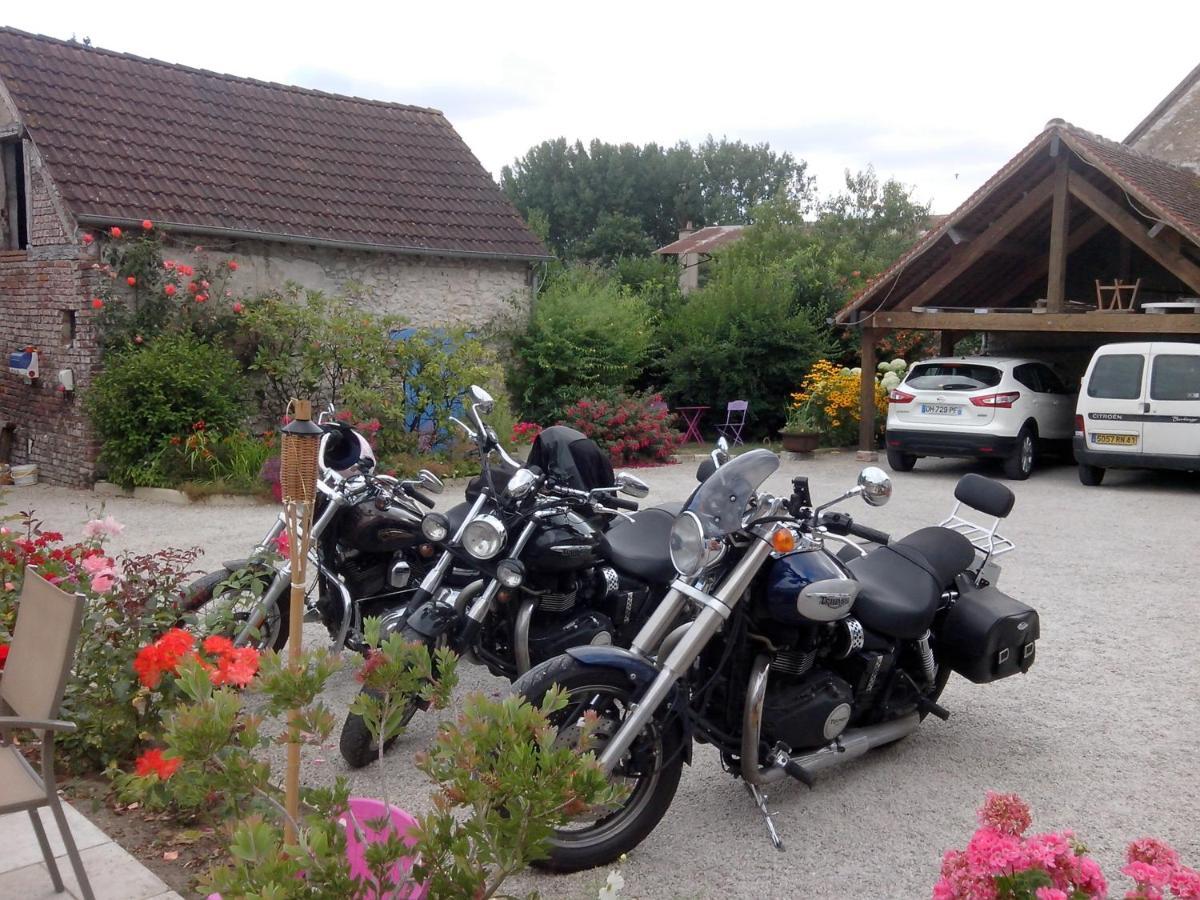 Les Hirondelles Bed & Breakfast Onzain Dış mekan fotoğraf